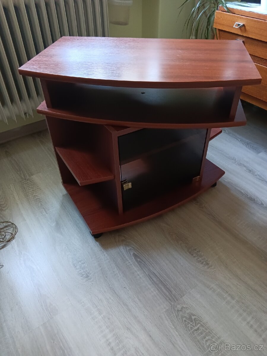 TV stolek - 3