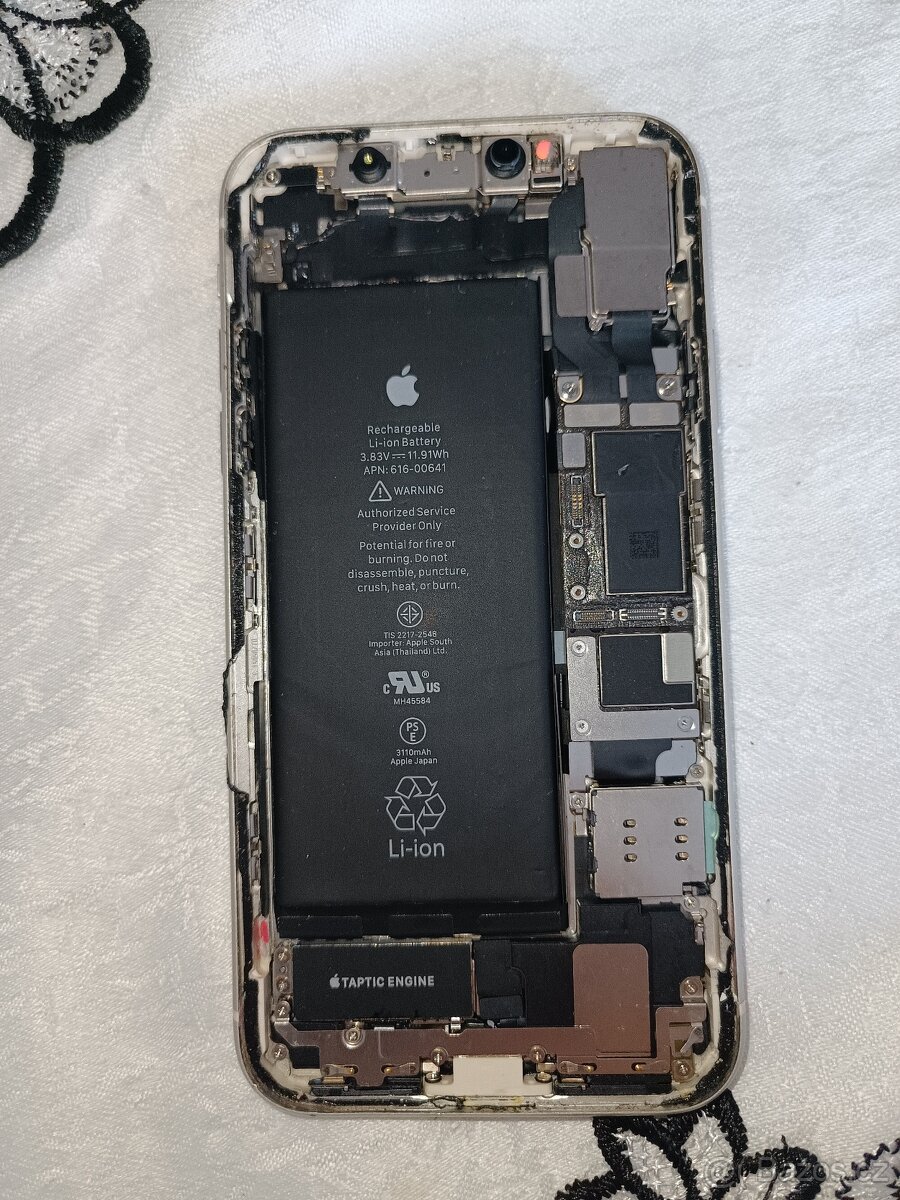 iPhone 11 - 3