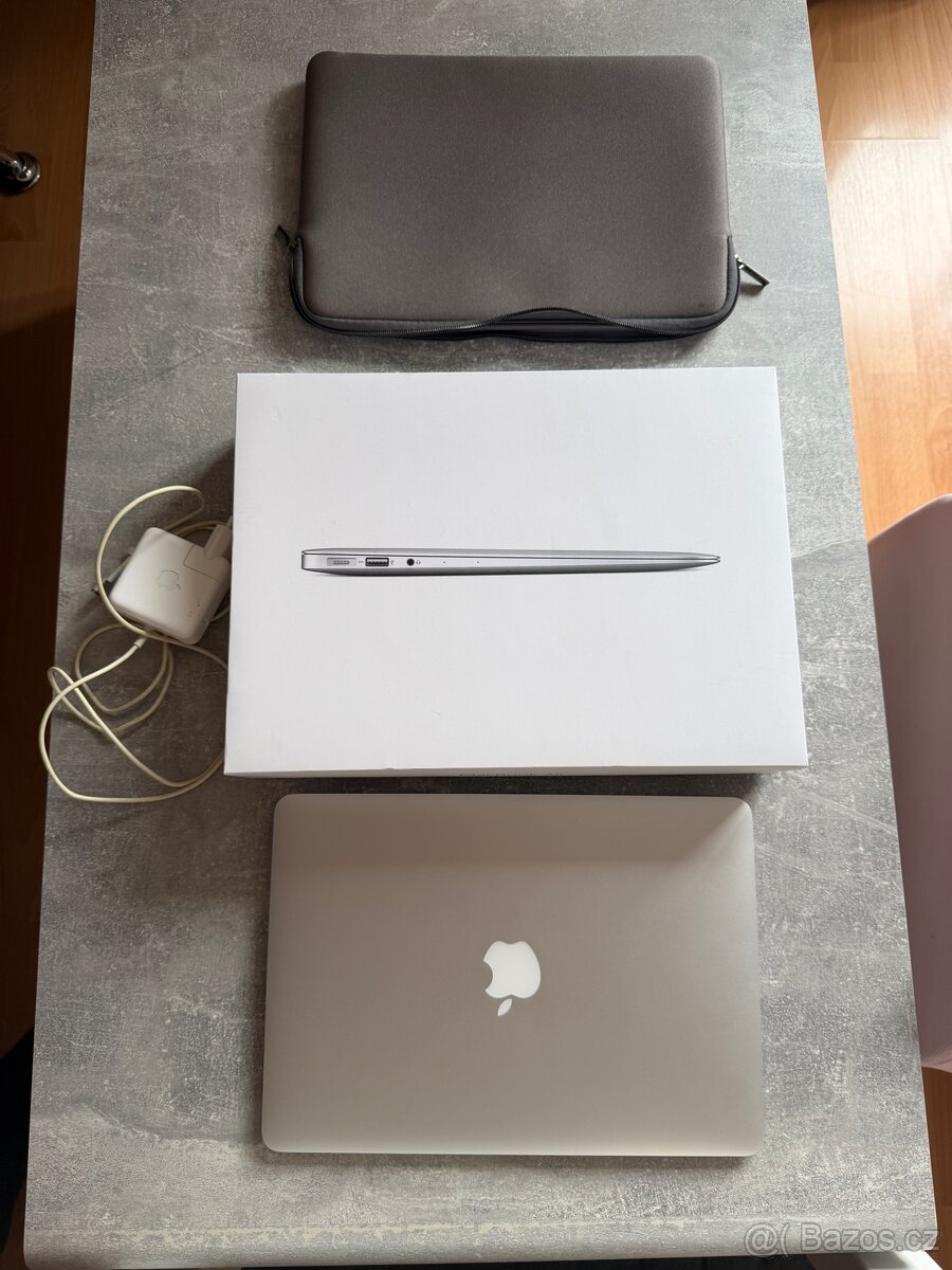 Macbook Air 13” - 3
