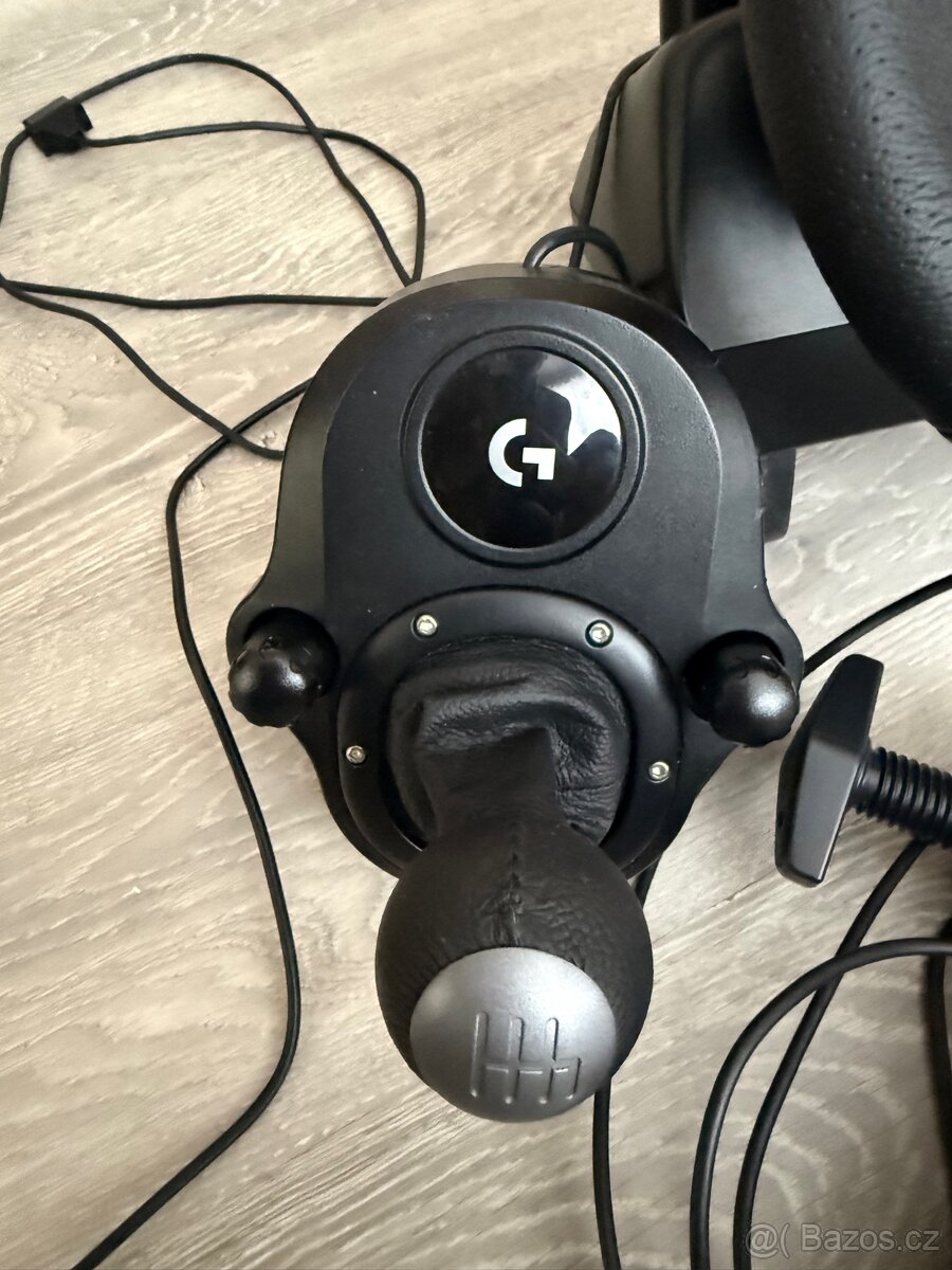 Logitech g29 + Logitech RS Shifter & Handbrake - 3