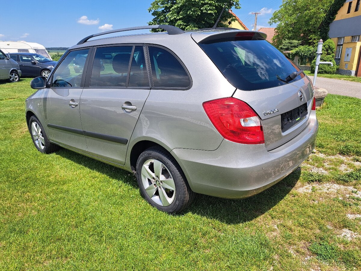Škoda Fabia 1.2Tsi Ambiente Combi - 3