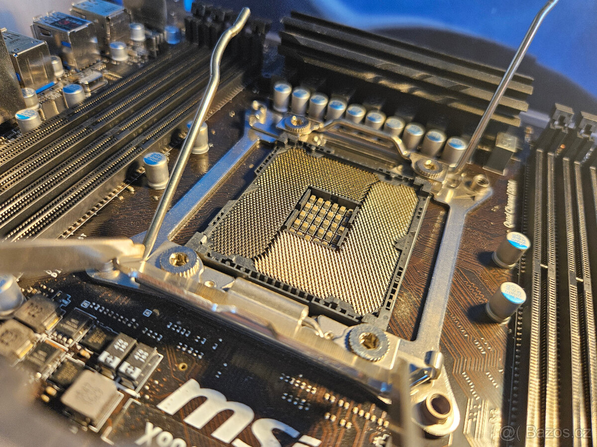 MSI X99A Raider - 3