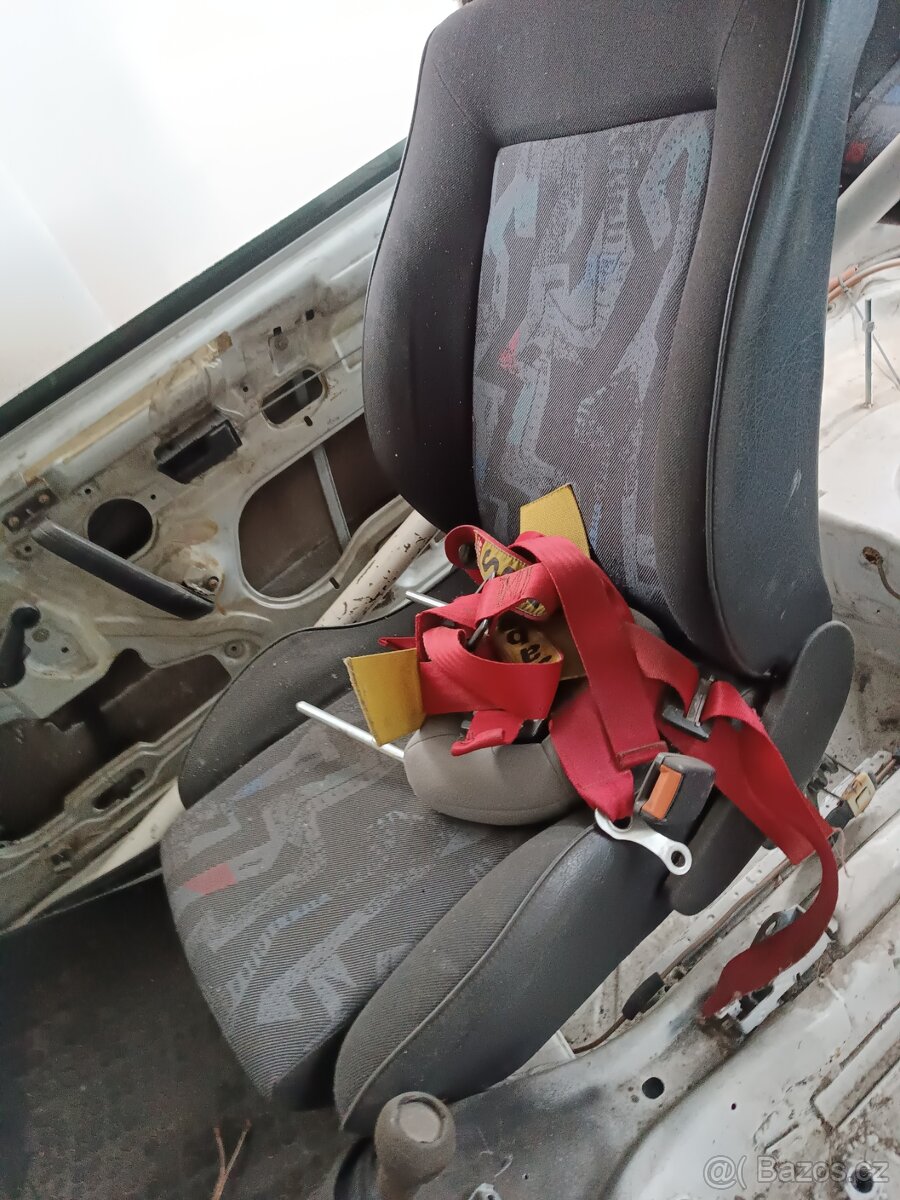 Sedačky golf mk3 - 3