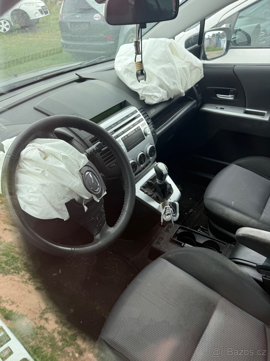 Mazda 5 - 3