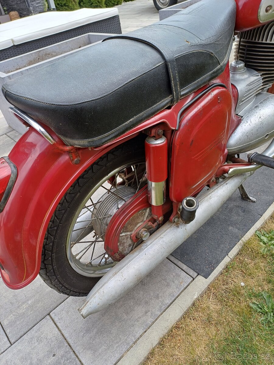 Jawa 250/559 Panelka s TP - 3