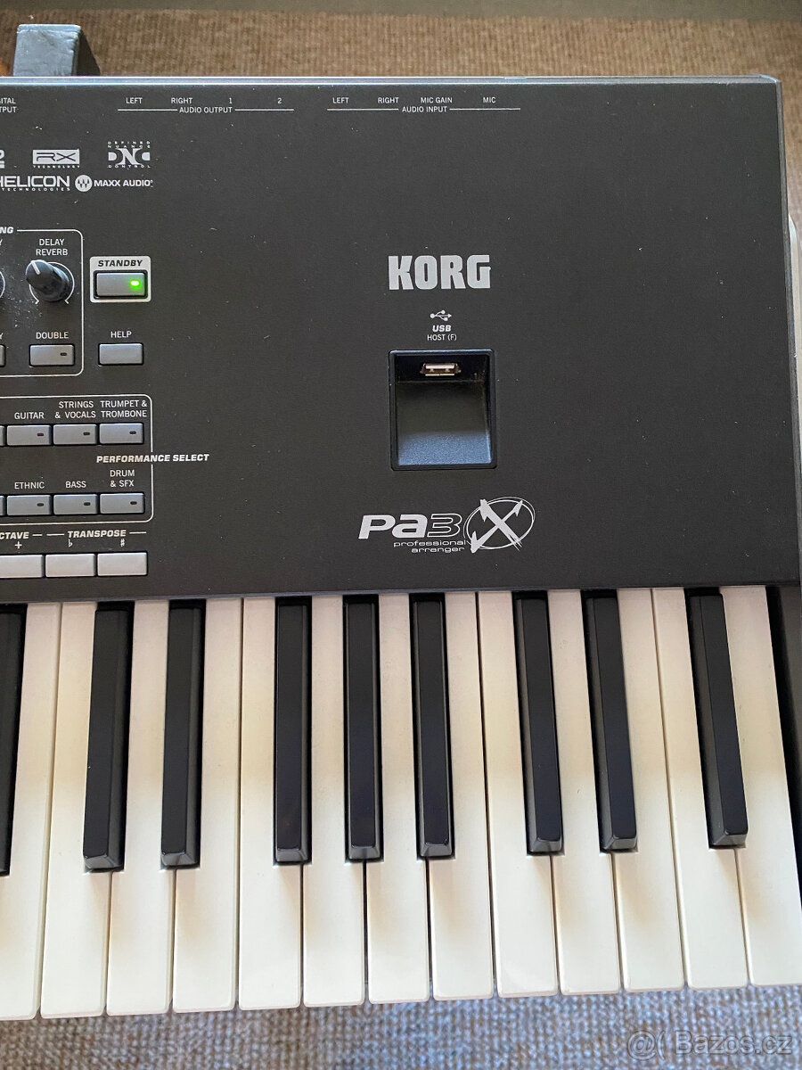 Korg PA3X 76 - 3