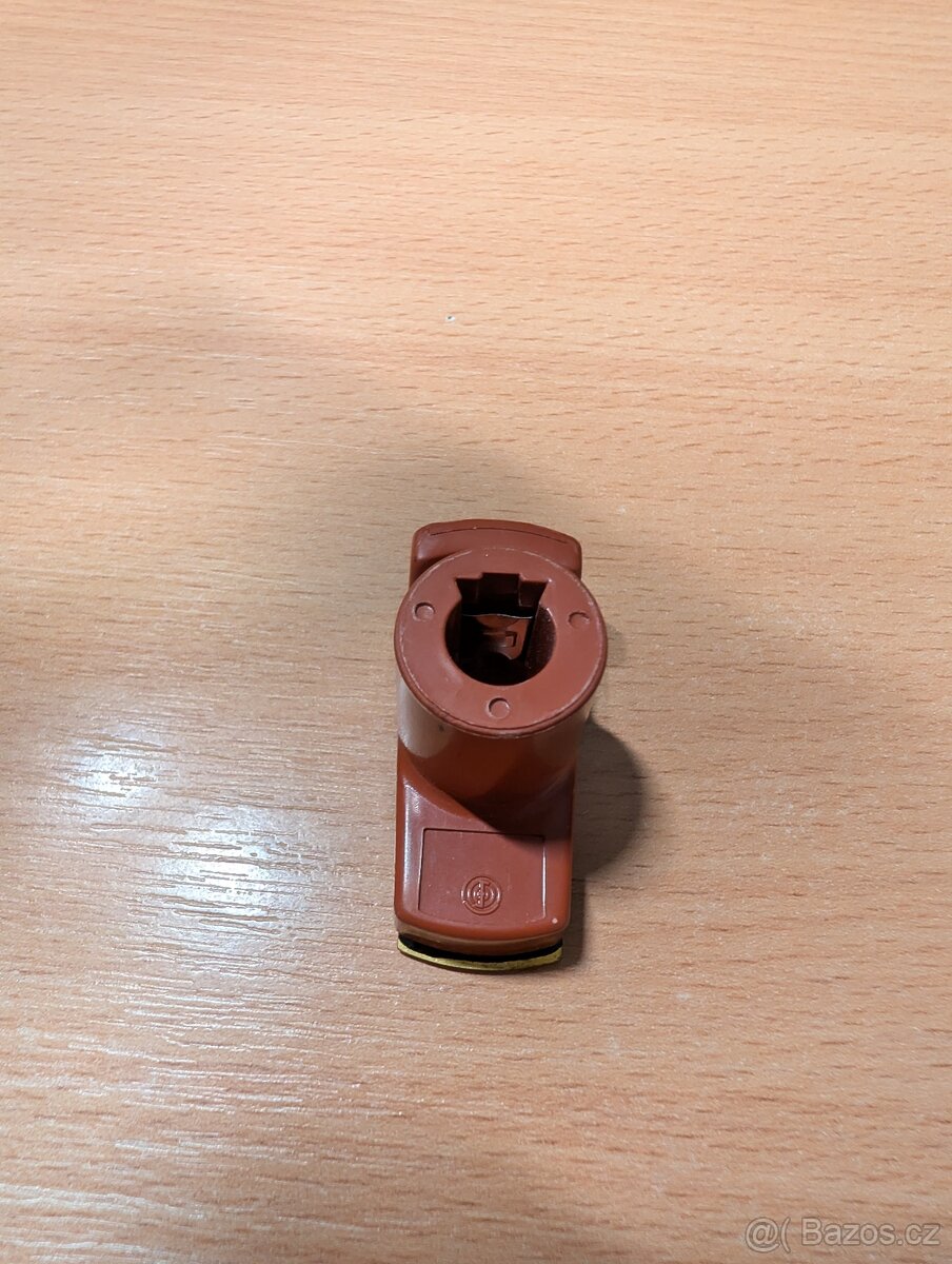 052 905 225 C - 3