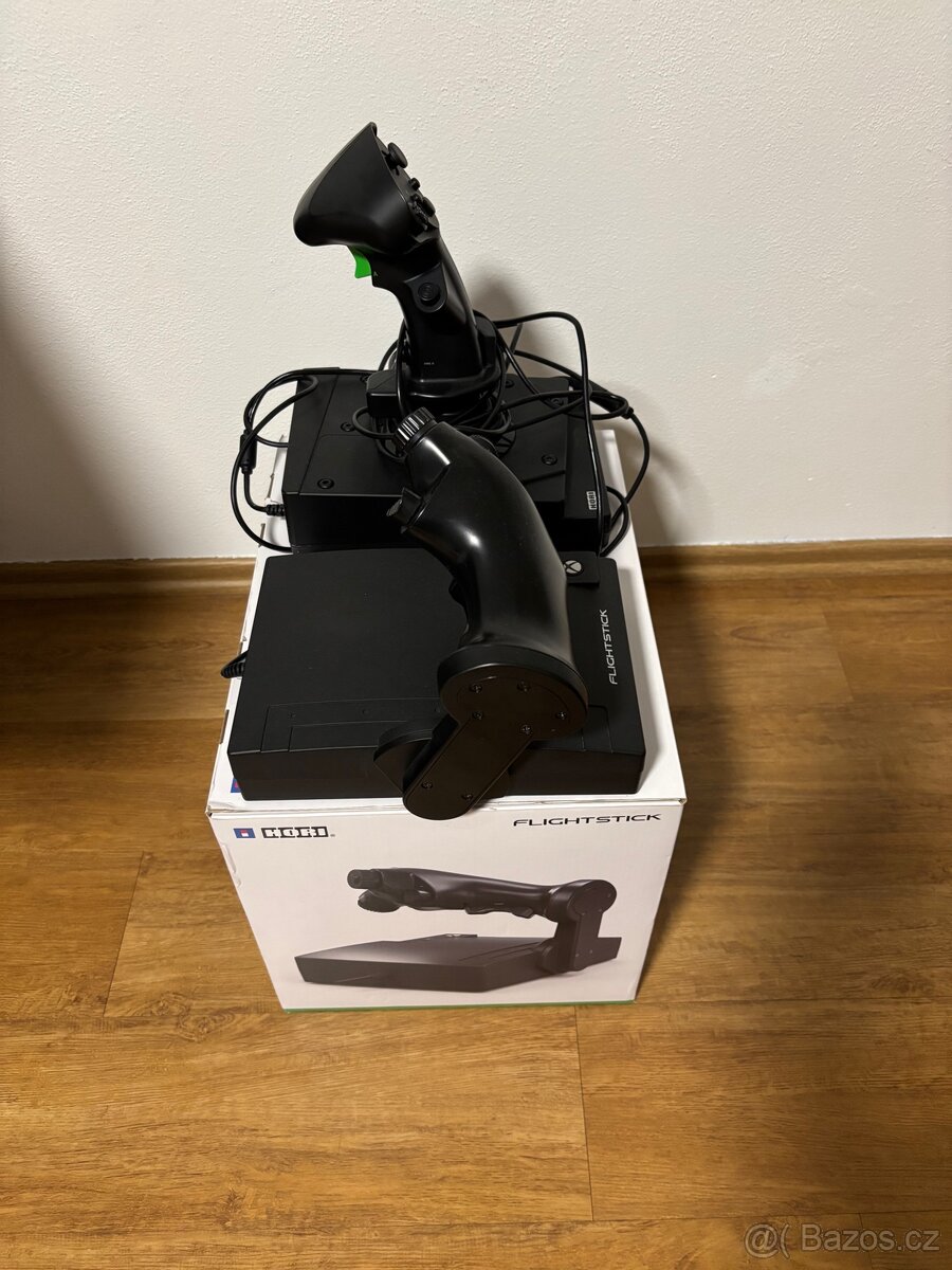 Letecký joystick Hori Premium HOTAS Flight Stick - Xbox/PC - 3