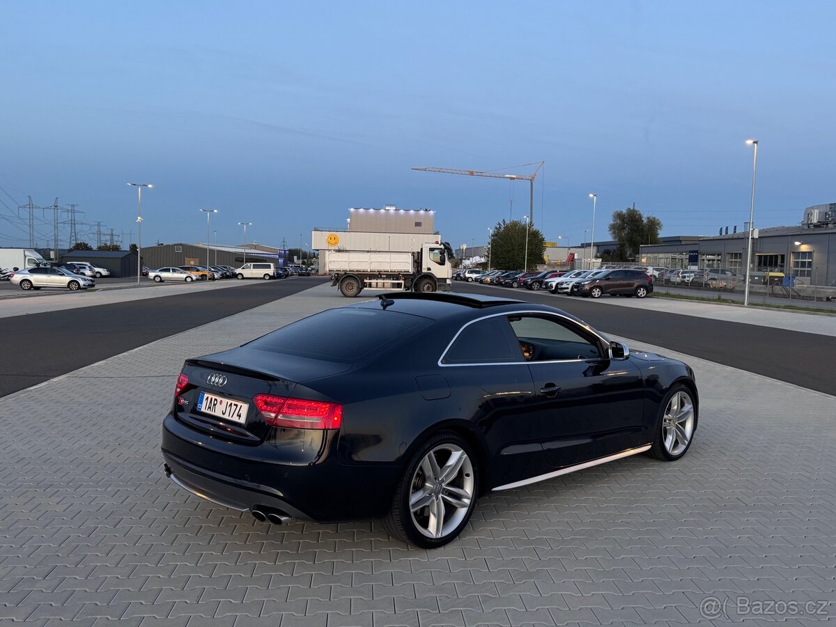 Audi S5 4.2I V8 2011 automatická převodovka - 3