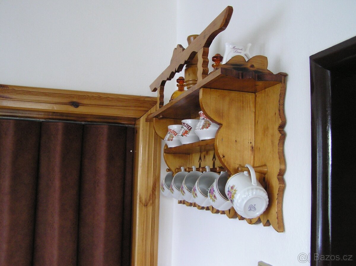 Starodávná ozdobná polička do kuchyně - 3