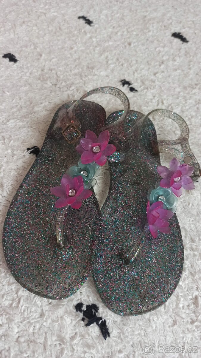 Dívčí letní sandály- žabky - vel. 33 - vnitřní stélka 21cm - 3
