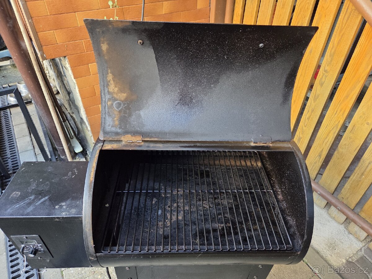 Peletový gril - 3
