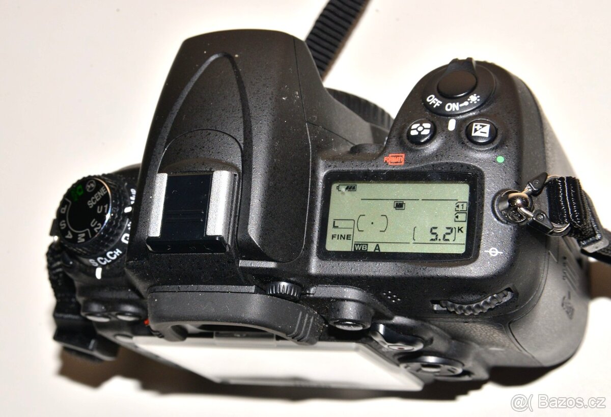 Nikon D7000 + příslušenství - 3