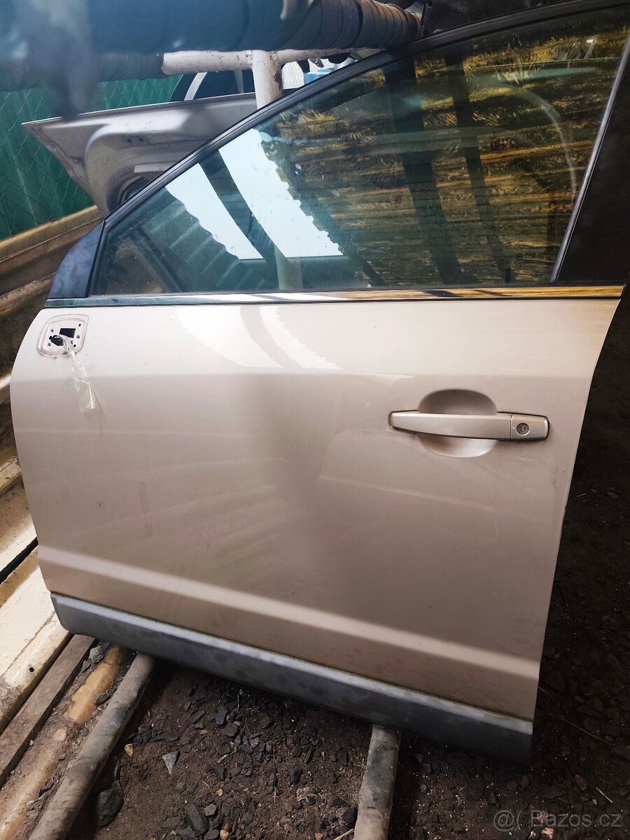 Opel Antara rv. 2011 díly z rozebraného vozu barva zlatá. - 3