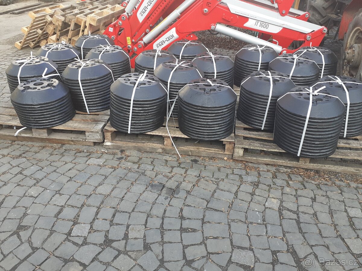 závaží do kol pro traktor Zetor . - 3