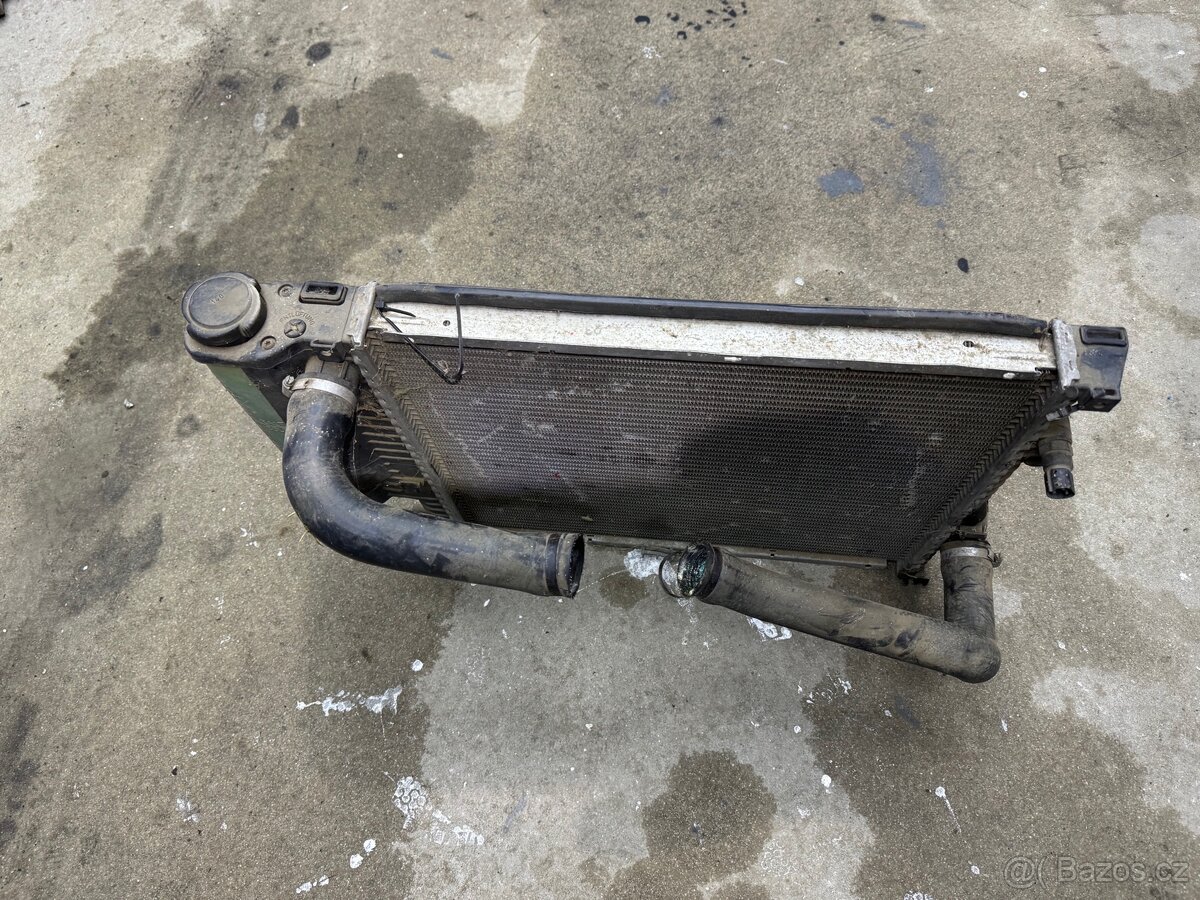 Chladič vody BMW M50B20 - 3