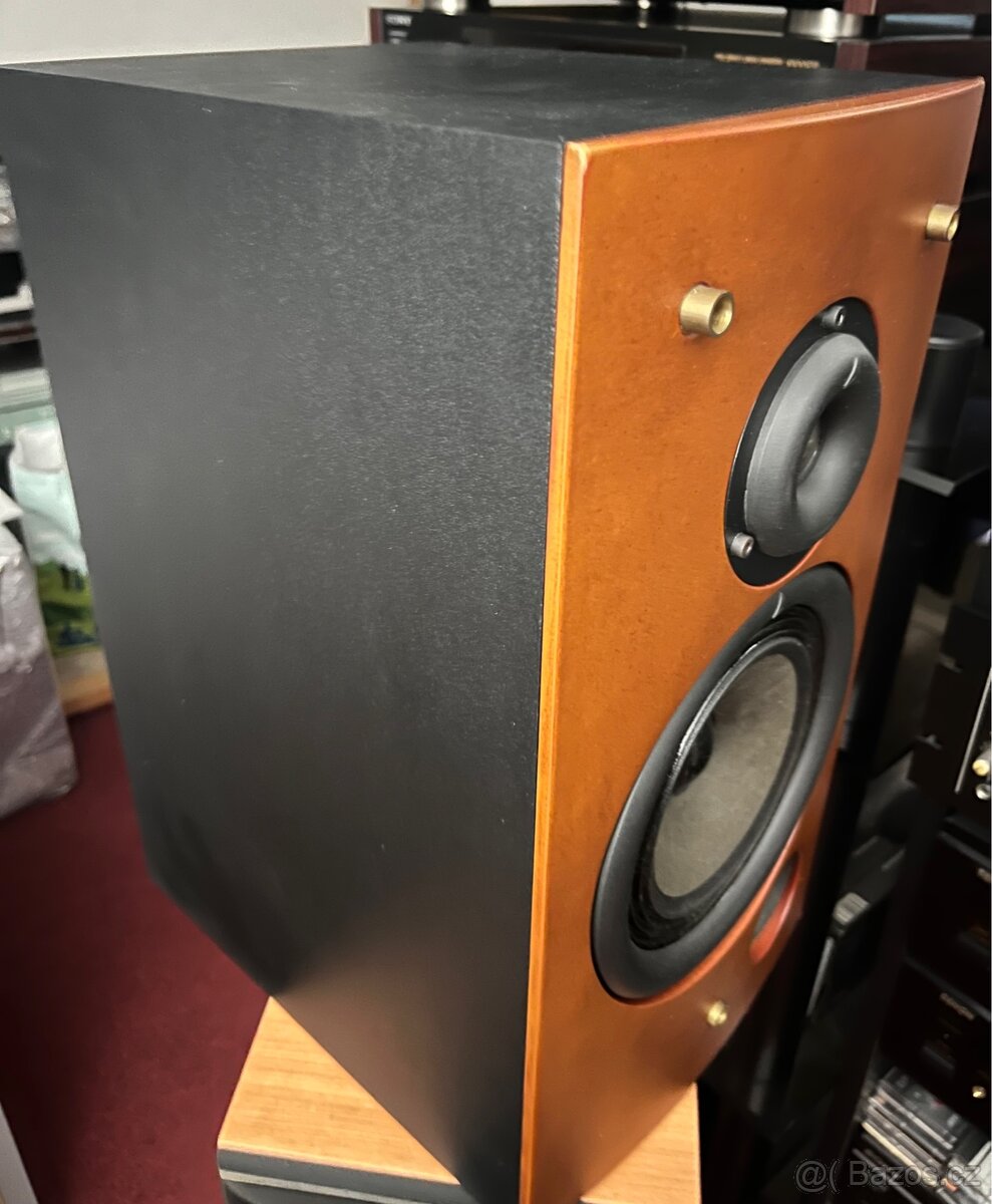 TRIANGLE COMÈTE TZE - regálové reproboxy - 3