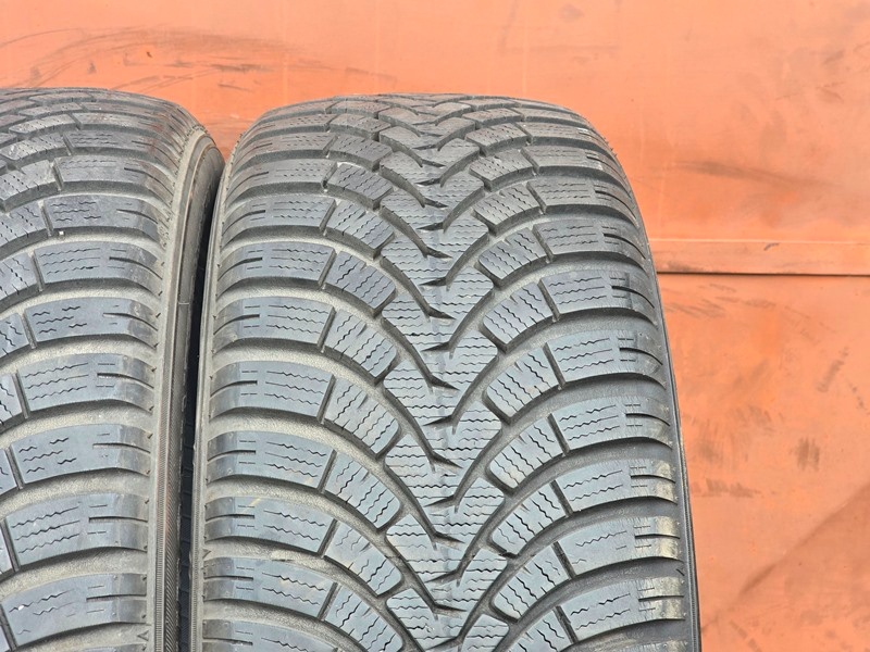 Zimní Falken 225/55/18XL - 3