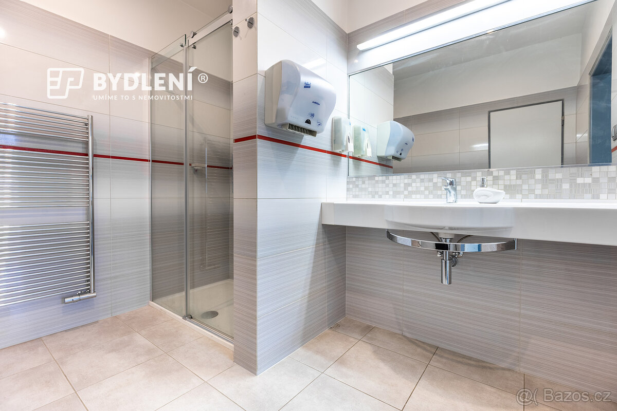 Pronájem komerčního prostoru 153 m², Teplice – Modlanská uli - 3