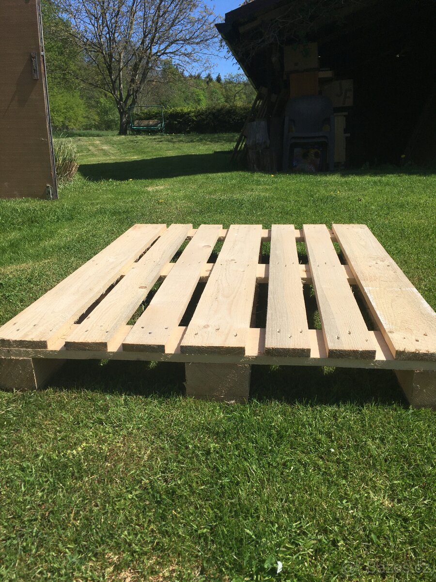 Dřevěná paleta - 3