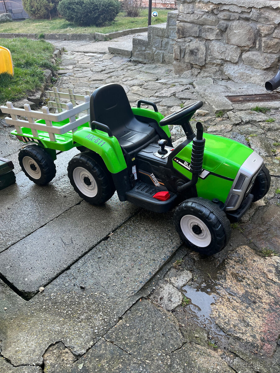 Traktor - elektrický - 3