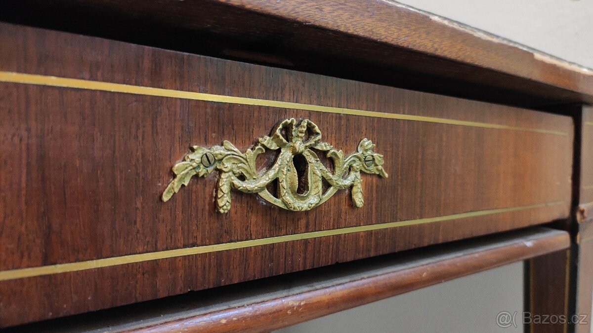 Starožitný stolek - 3