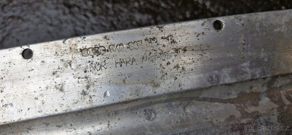 Vyztuha predniho narazniku audi A4 B8 8K face lift - 3