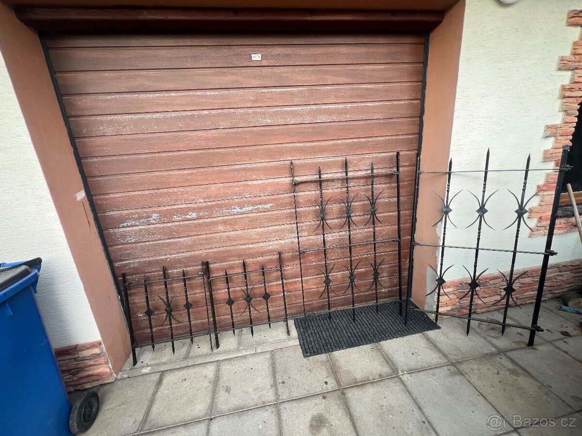 Prodám kované mříže - 3
