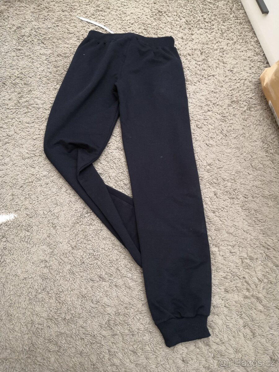 Tepláky Tommy Hilfiger vel.S/M - 3