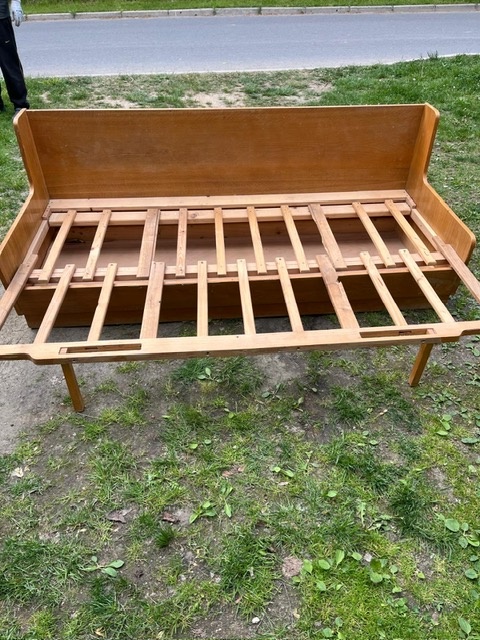 Rozkládací gauč - 3