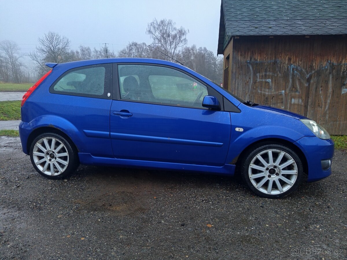 Originál Ford Fiesta ST150 2.0 16v 110kw - 3