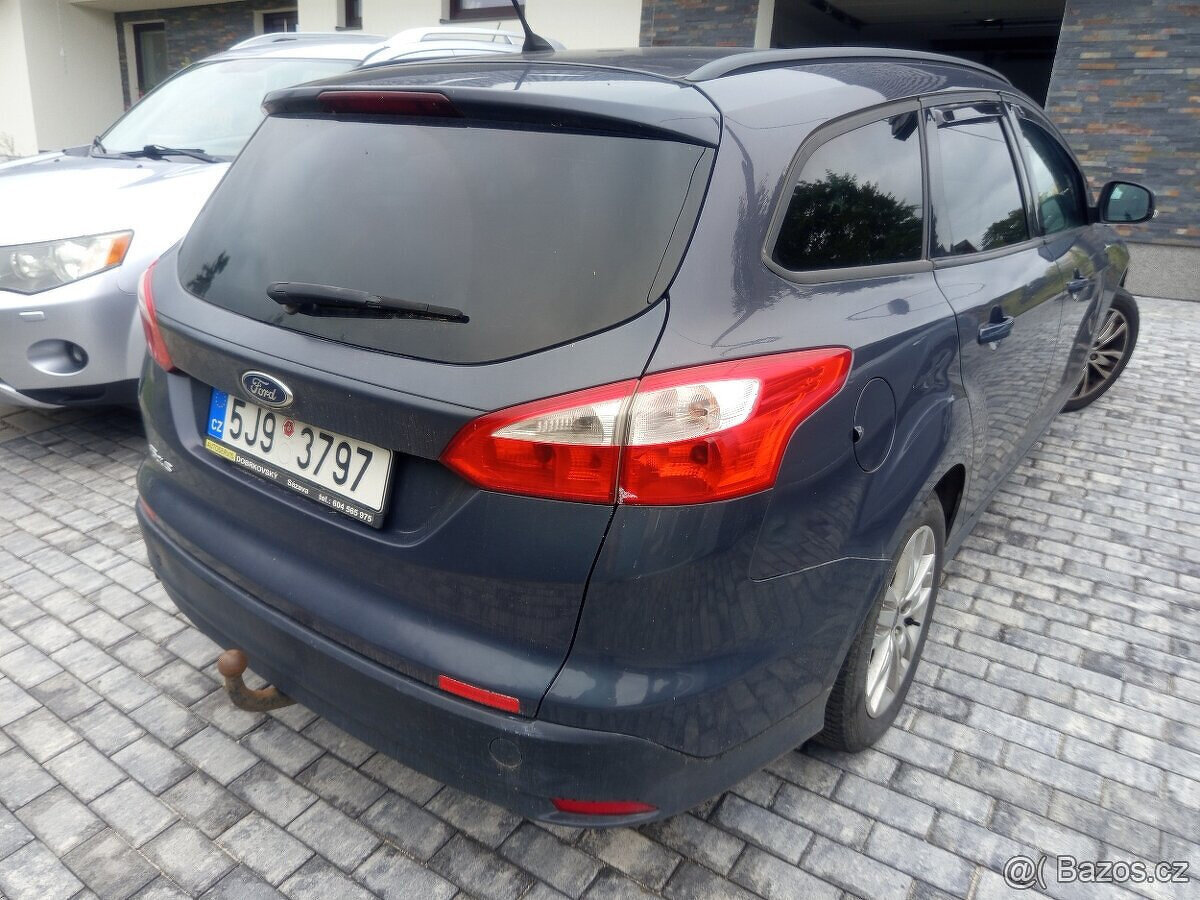 Prodám Ford Focus III, 1.6 TDCi, 85 kW/115 koní, rv 6/2011 - 3