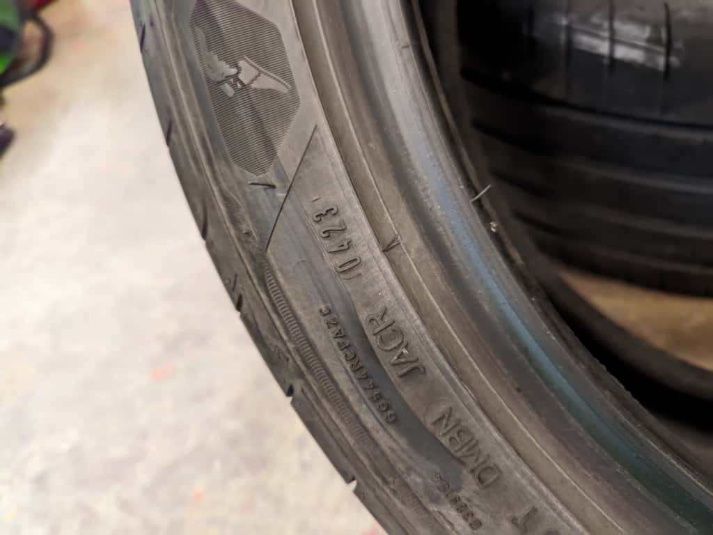 2x Použité Letní Pneu Goodyear 275/35R19 - 3
