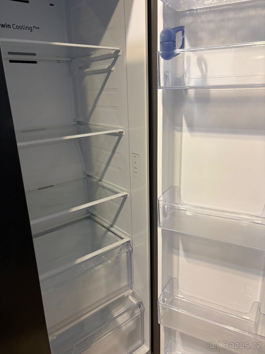 Americká lednice Samsung - 3