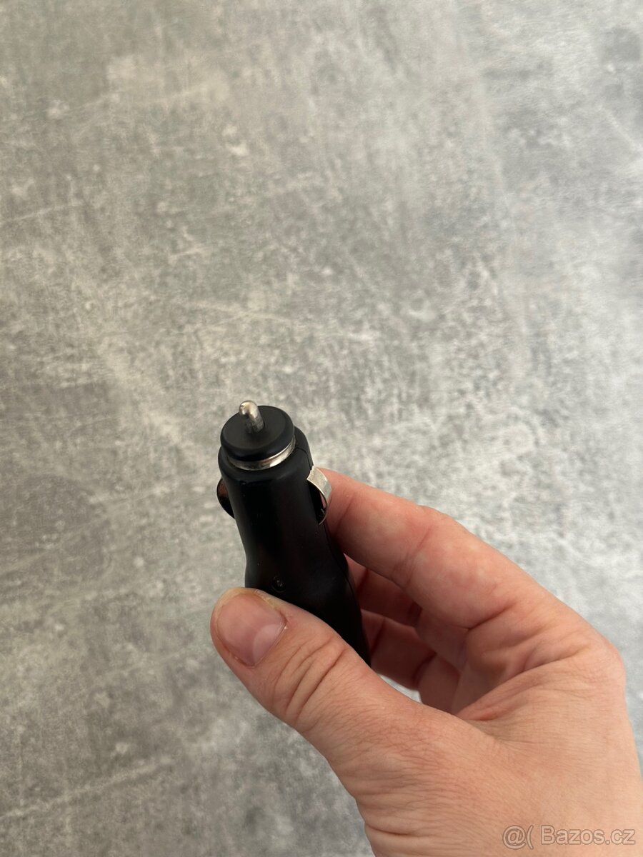 Zapalovač do auta s USB - 3