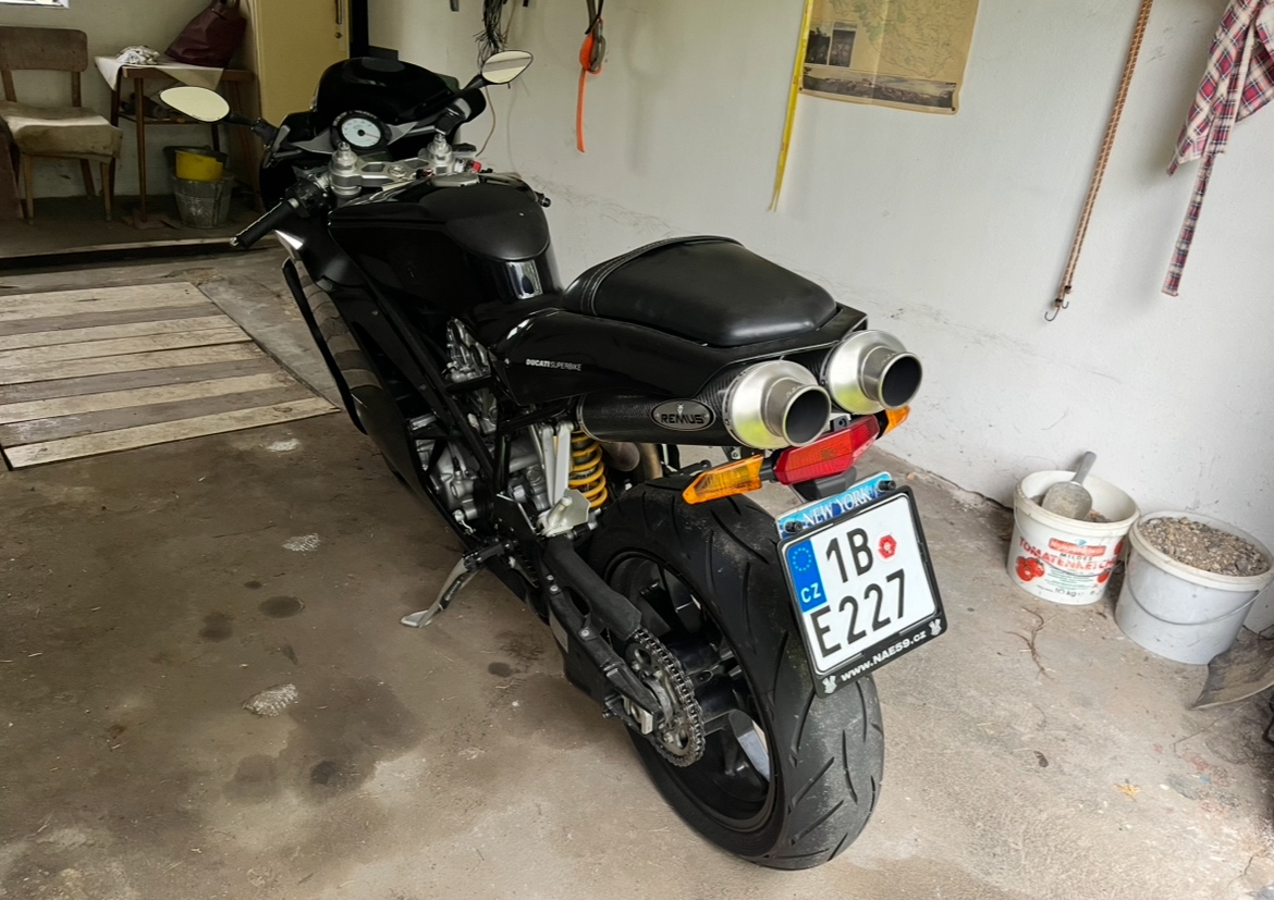 Ducati 749 - 3