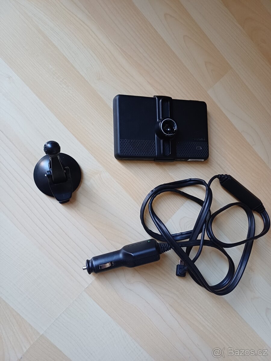 Navigace Garmin na náhradní díly - 3