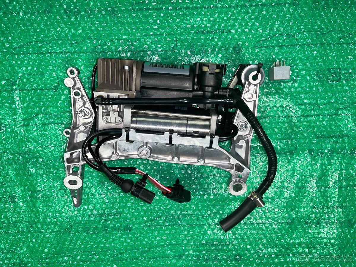 Kompresor vzduchového podvozku VW Touareg 4LB Q7 komplet - 3