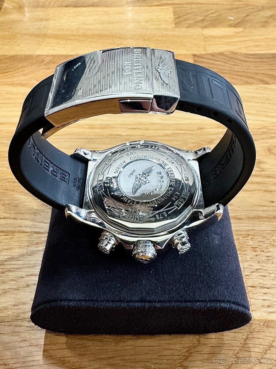 Breitling Super Avenger - 3