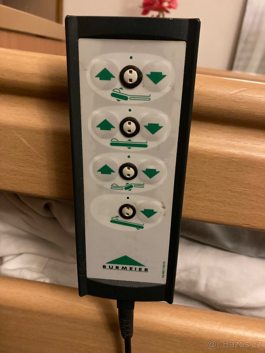 Zdravotní elektrická polohovací postel - 3