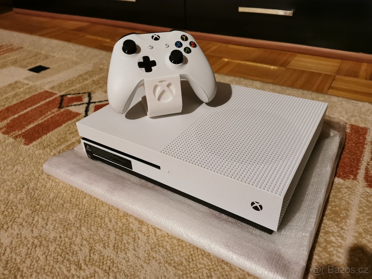Xbox One S 500GB - 3