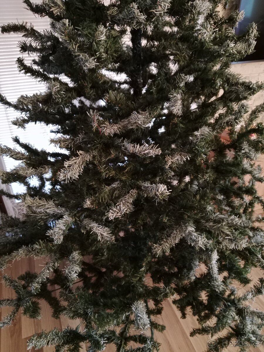 Vánoční stromeček umělý - 3