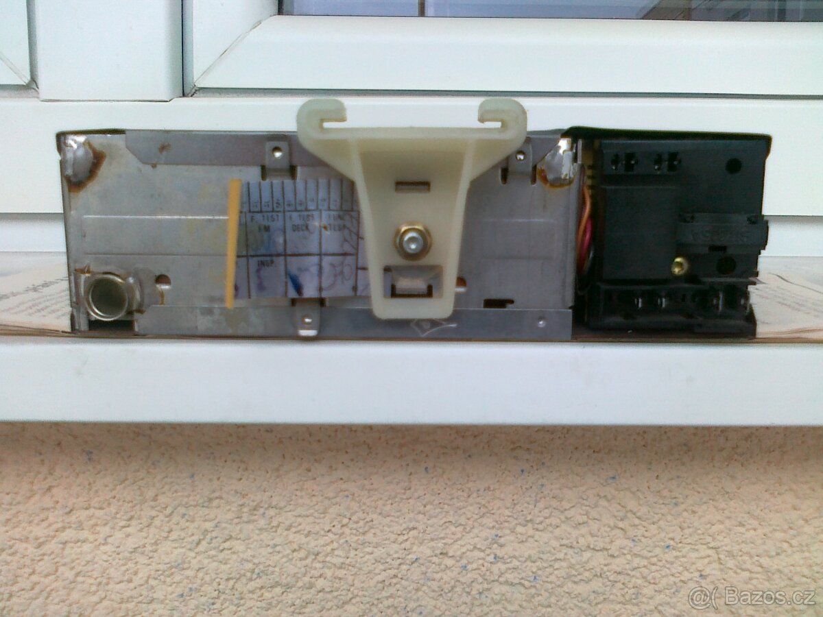 Prodám autorádio FORD..). - 3