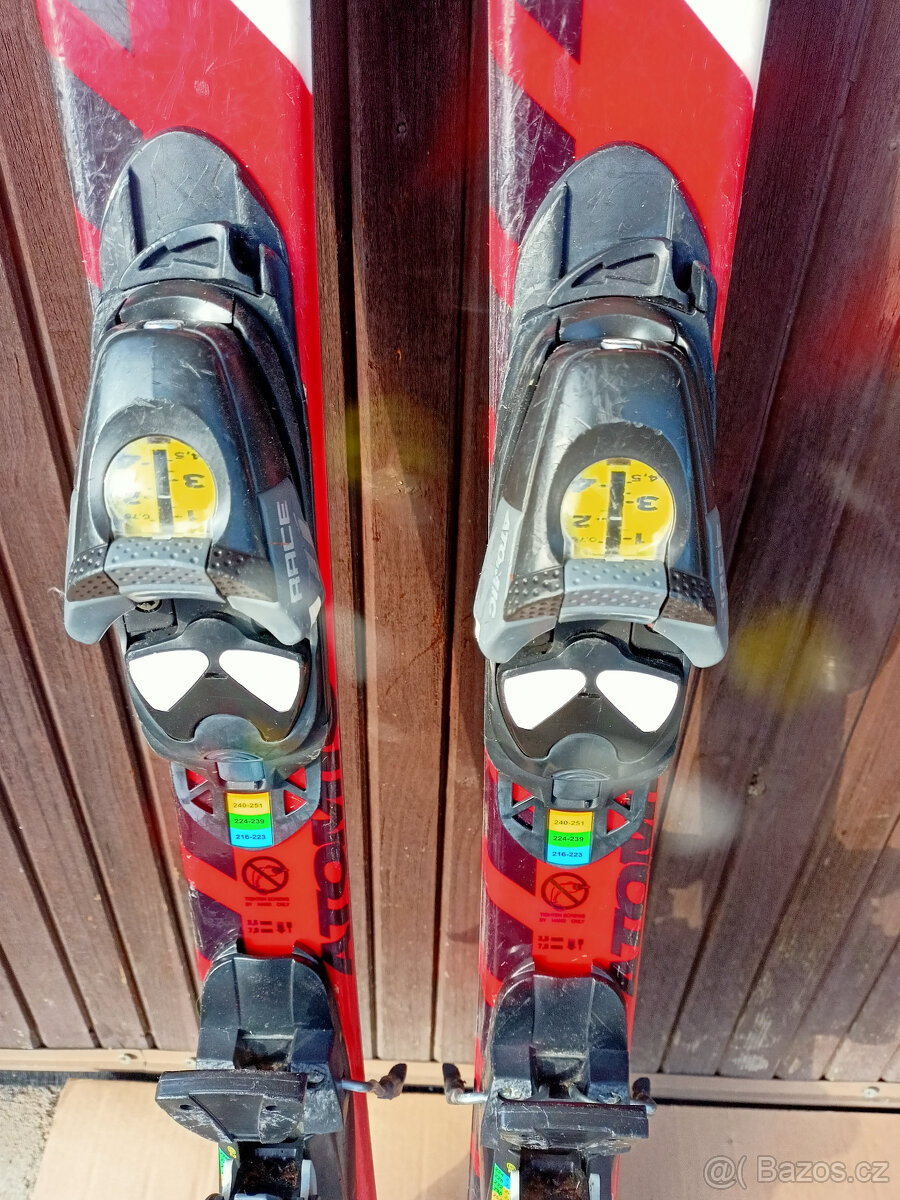 Kompletní vybavení pro děti na lyže. - 3