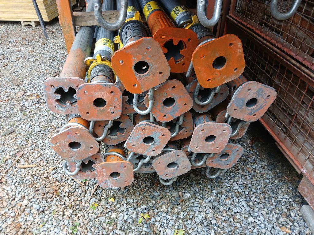 Stropní podpěry, stojky DOKA 30kN - 450cm - 3