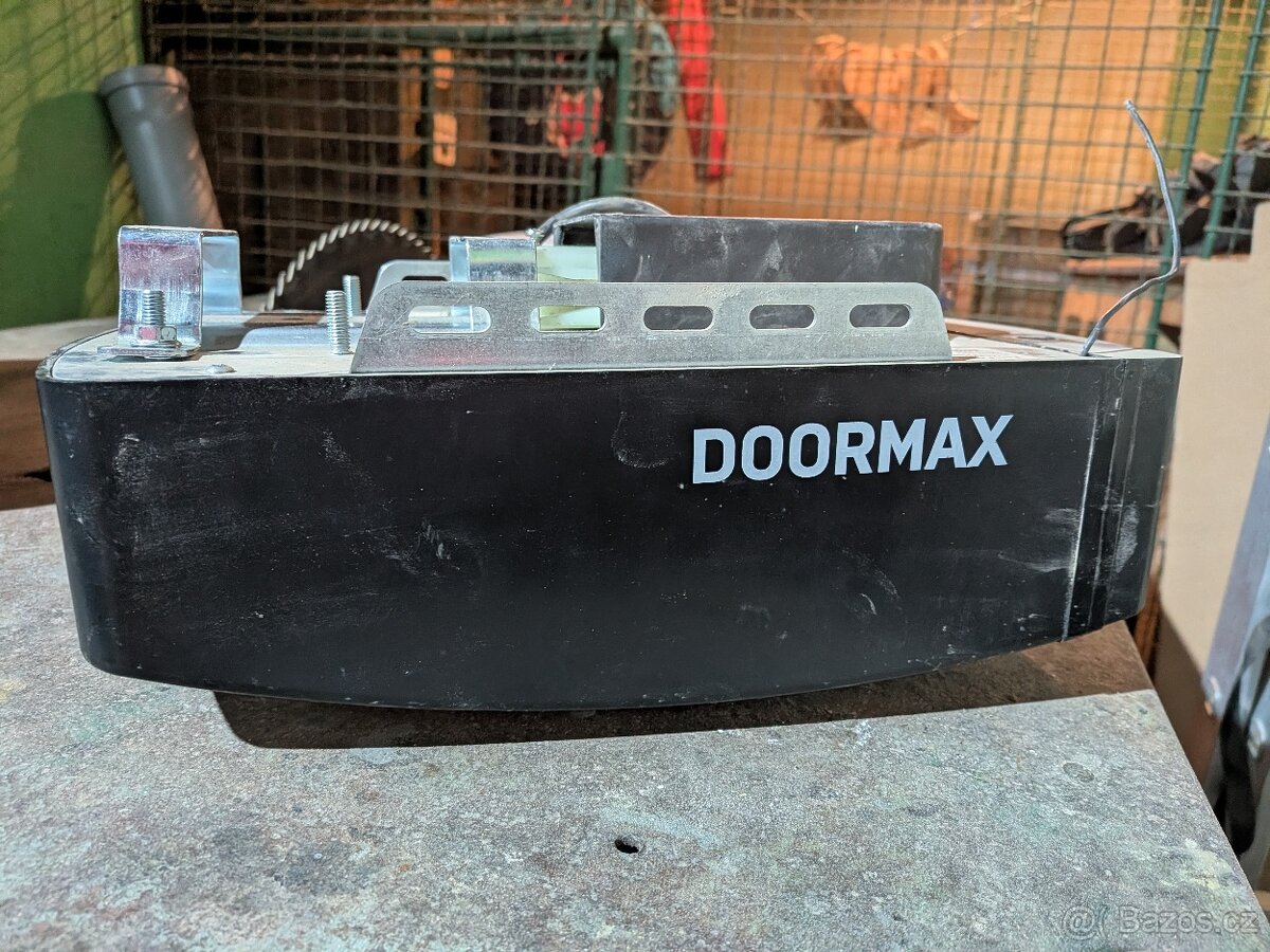 Pohon garážových vrat Doormax - 3