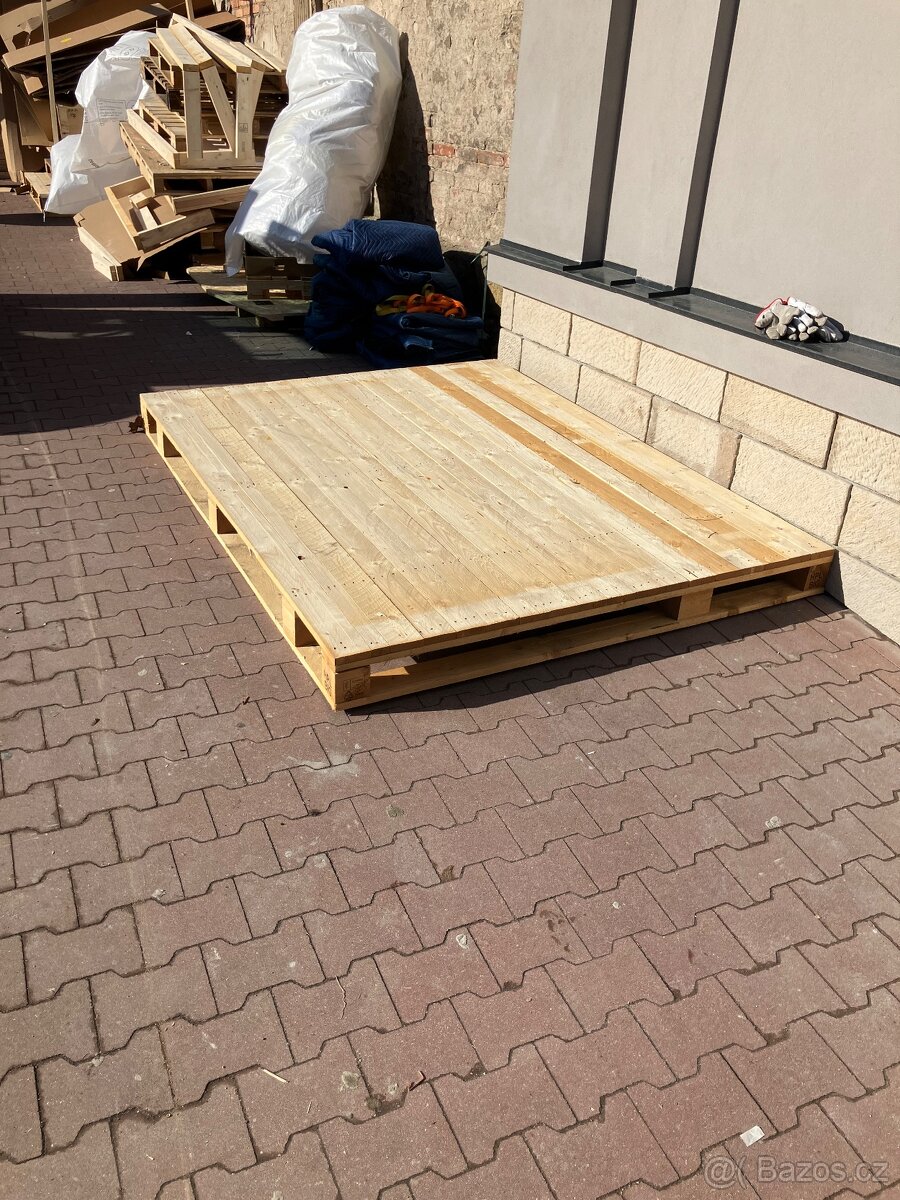 Palety a bedny za odvoz - 3