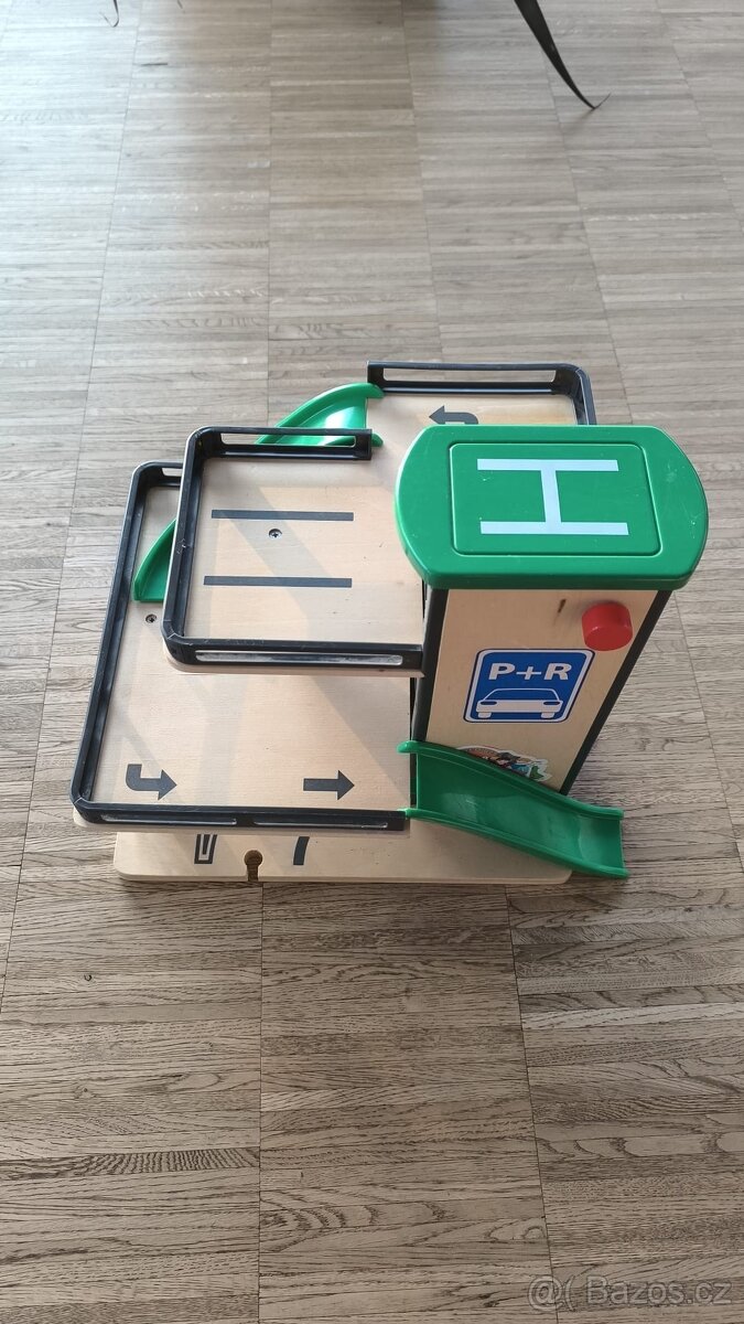 Nádraží pro dřevěné vláčky - 3