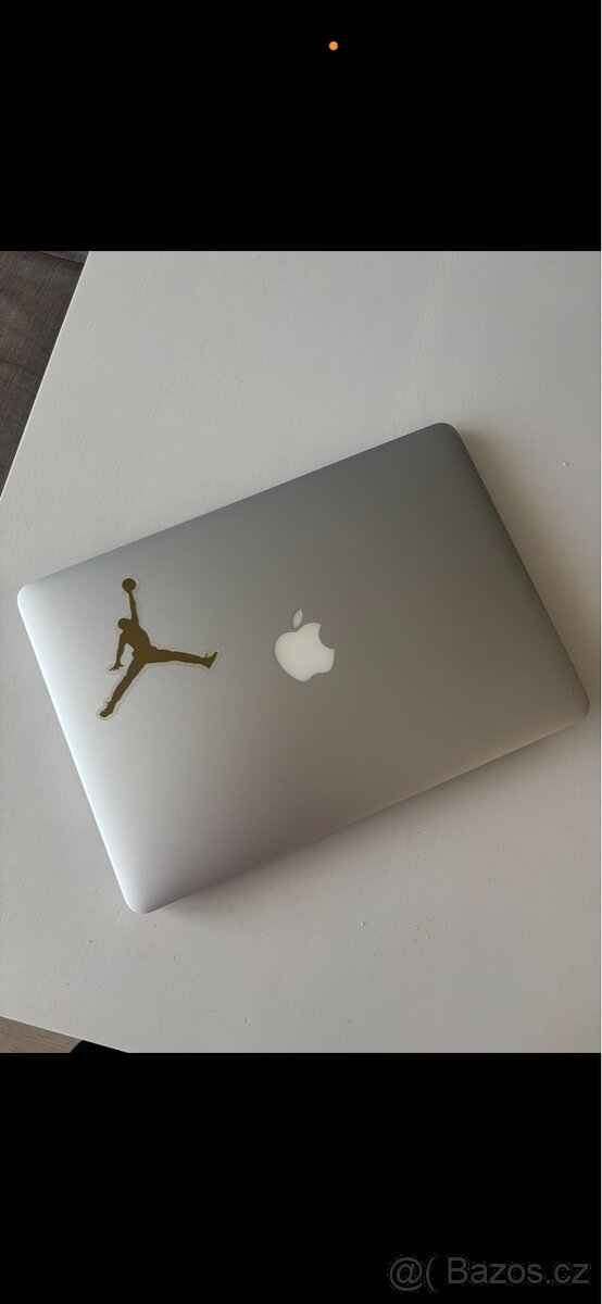 MacBook Air 13 (Early 2015) - 3