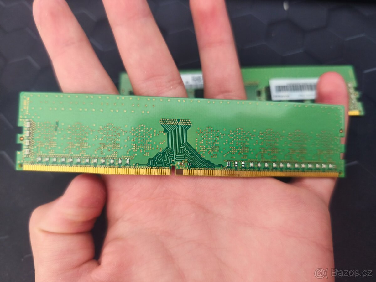Ramky ddr4 2x4gb - 3